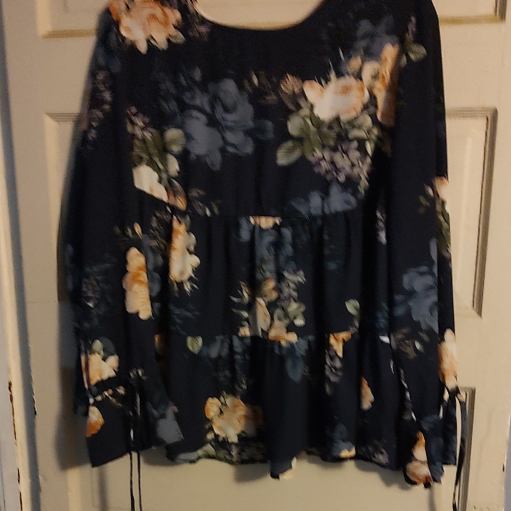 Floral Long Sleeve Women's Top with tie Sleeves